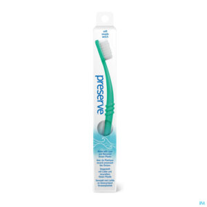 Packshot Preserve Ocean Plastic Tandenborstel Soft Neptune