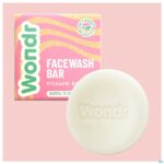 Lifestyle_image Face Wash Bar Perfume Free Vitamin Your Day 83g