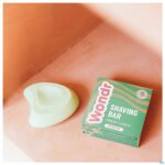 Lifestyle_image Shaving Bar Bb Larch 80g