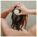 Lifestyle_image Shampoo Bar Ocean Breeze 55g