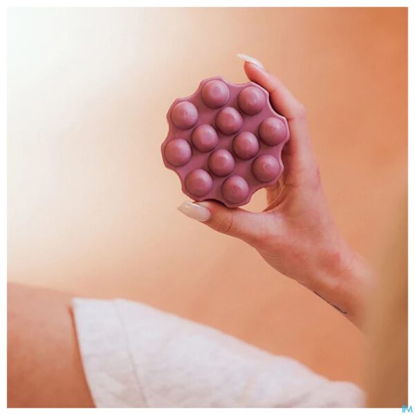 Lifestyle_image Wondr Xl Shampoo Bar Purple Healing 110g