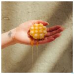 Lifestyle_image Wondr Shampoo Bar Honey Almond 55g