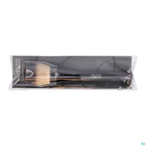 Packshot Couleurs De Noir Pinceau Poudre N11 Nf