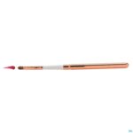 Lifestyle_image Cent Pur Cent Lip Brush