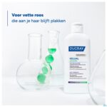 Lifestyle_image Ducray Kelual Squanorm Sh Vette Schilfers 200ml