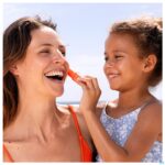 Lifestyle_image Svr Sun Secure Easy Stick Spf50+ 10g Nf