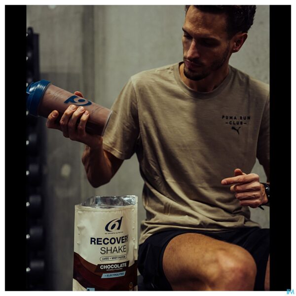 Lifestyle_image 6d Recovery Shake Chocolate Pdr 850g