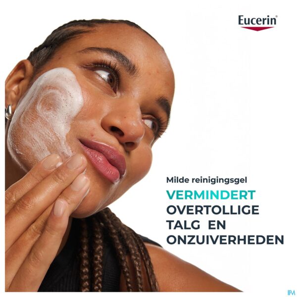 Lifestyle_image Eucerin Dermopure Clinic.zuiverende Reiniger 400ml