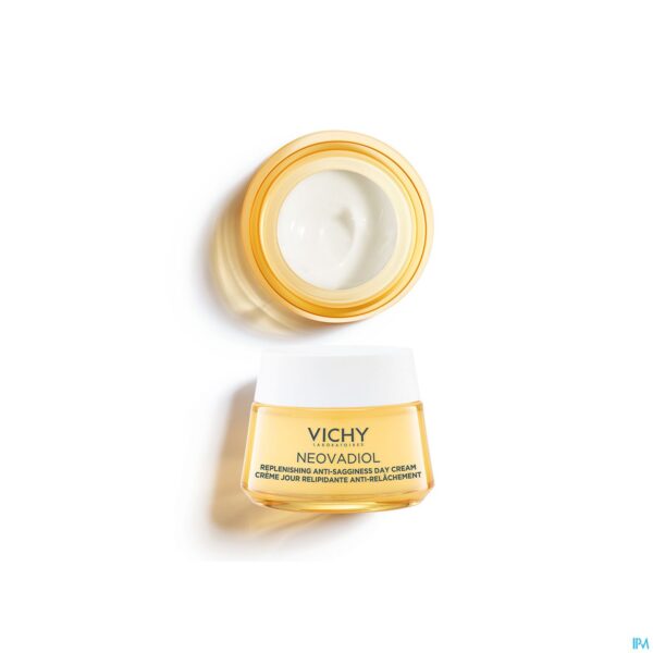 Lifestyle_image Vichy Neovadiol Post Menopause Dagcreme Pot 50ml