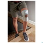 Lifestyle_image Futuro Stabiliserende Kniebandage 46163, Small