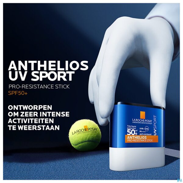 Lifestyle_image Lrp Anthelios Uvsport Sun Stick Spf50+ 8g