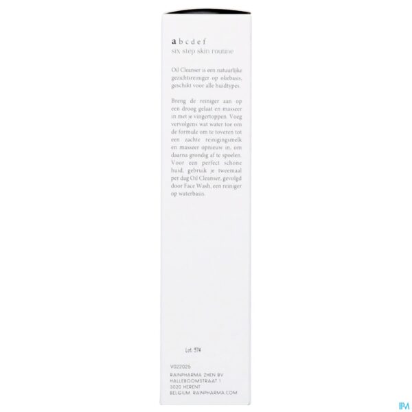 Packshot RAINPHARMA OIL CLEANSER