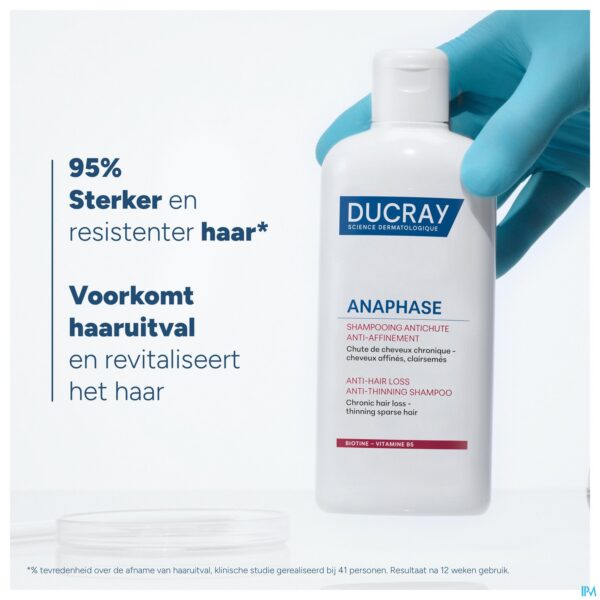 Lifestyle_image Ducray Anaphase Sh A/haartuival&verankering 200ml