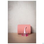 Lifestyle_image Jordan Brush Between Xs