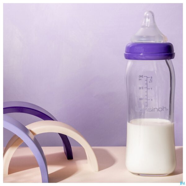 Lifestyle_image Lansinoh Zuigfles Glas + Speen 240ml 4