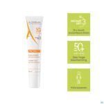Lifestyle_image Aderma Protect Fluide Invisible 40ml