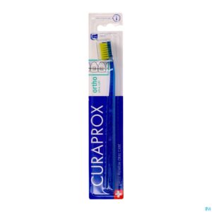 Packshot Curaprox Tandenb Ortho 2