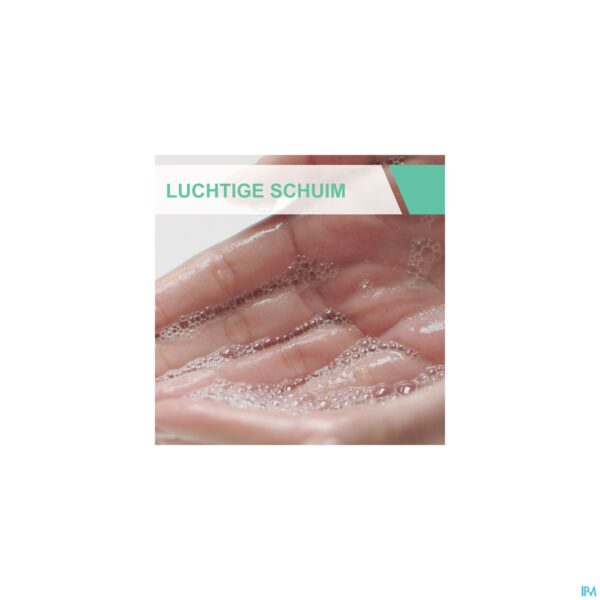 Lifestyle_image Cerave Schuimende Reinigingsgel Pompfl 1l