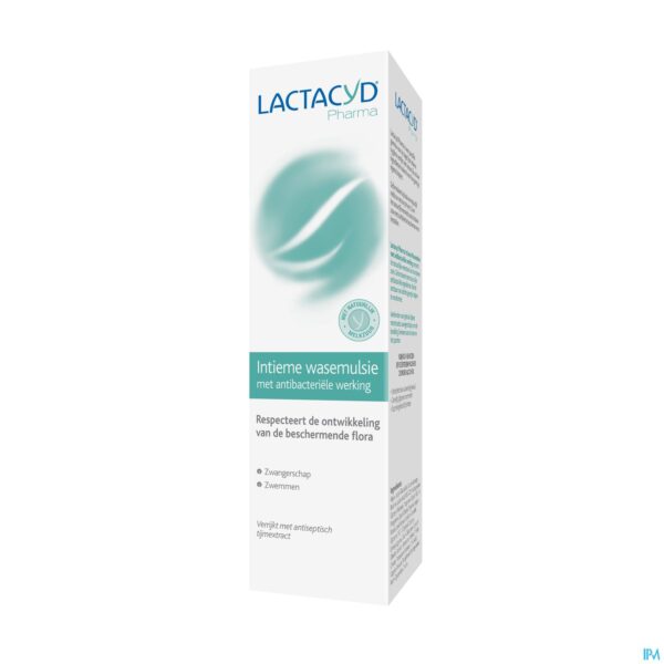 Packshot Lactacyd Pharma Antibacterial 250ml