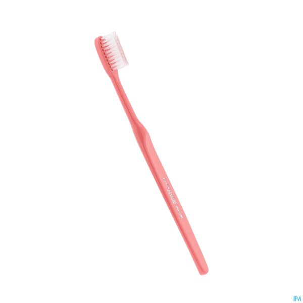 Packshot Elgydium Clinic Tandenb 20/100