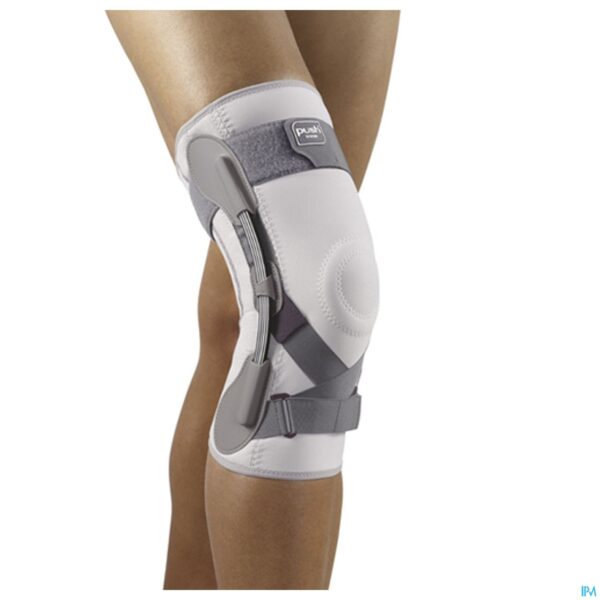 Lifestyle_image Push Med Kniebrace Links/rechts 37-41cm T4
