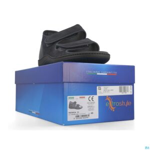 Packshot Tecnica 11 Comfort Grijs M 45 W Xl