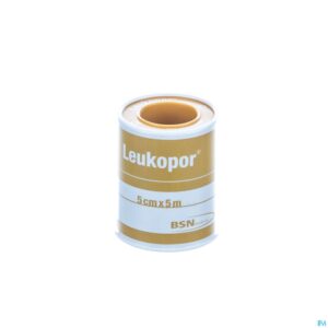Packshot Leukopor Deksel Kleefpleist. 5,00cmx5,0m 1 0247400