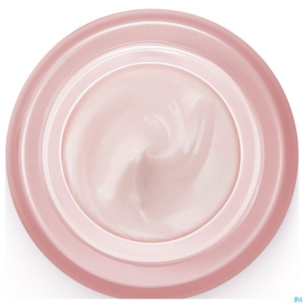 Lifestyle_image Vichy Neovadiol Rose Platinium Nacht 50ml