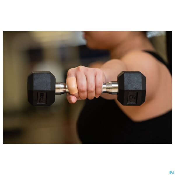 Lifestyle_image Nexcare 3m Active Tape 2,54cmx4,57m 1