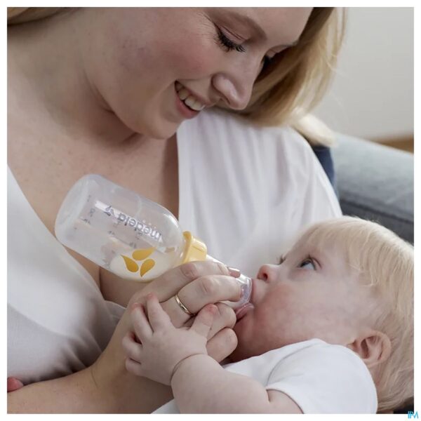 Lifestyle_image Medela Special Needs Feeder Set Compleet