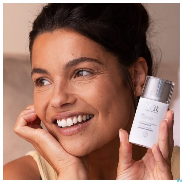 Lifestyle_image Svr Clairial Day 30ml