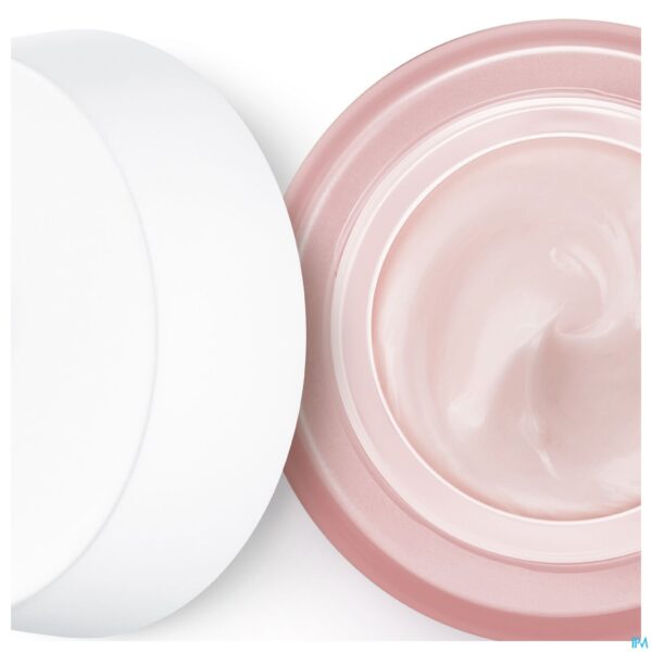 Lifestyle_image Vichy Neovadiol Rose Platinium Nacht 50ml