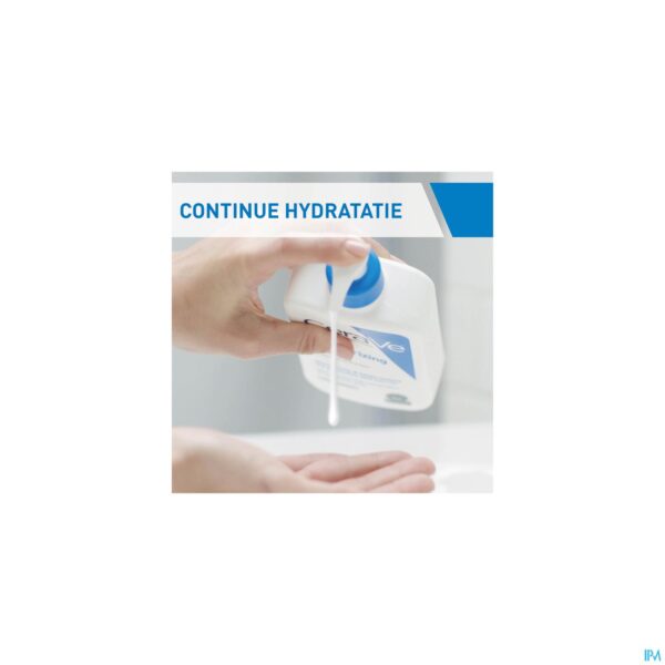 Lifestyle_image Cerave Melk Hydraterend 236ml