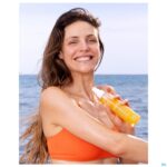 Lifestyle_image Svr Sun Secure Eau Solaire Spf30 Fl 200ml