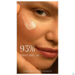 Lifestyle_image Weleda Skin Food Voedende Dagcreme 40ml