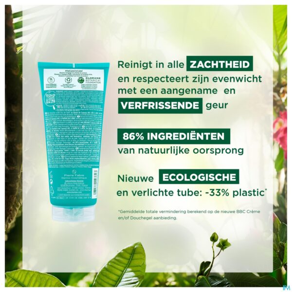 Lifestyle_image Klorane Lichaam Douchegel Water Tiare 200ml Nf