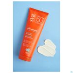 Lifestyle_image Svr Sun Secure Lait Spf50+ Tube 250ml
