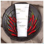 Lifestyle_image Tinge Women Creme Anti Cellulite Tube 200ml