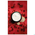 Lifestyle_image Weleda Granaatappel&maca Verstevig.nachtcreme 40ml