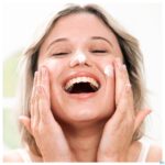 Lifestyle_image Svr Sensifine Hydra Creme Pompfl 40ml