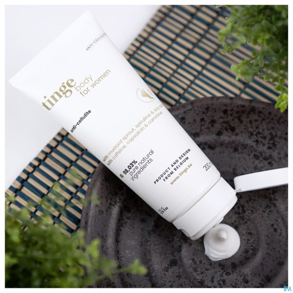 Lifestyle_image Tinge Women Creme Anti Cellulite Tube 200ml