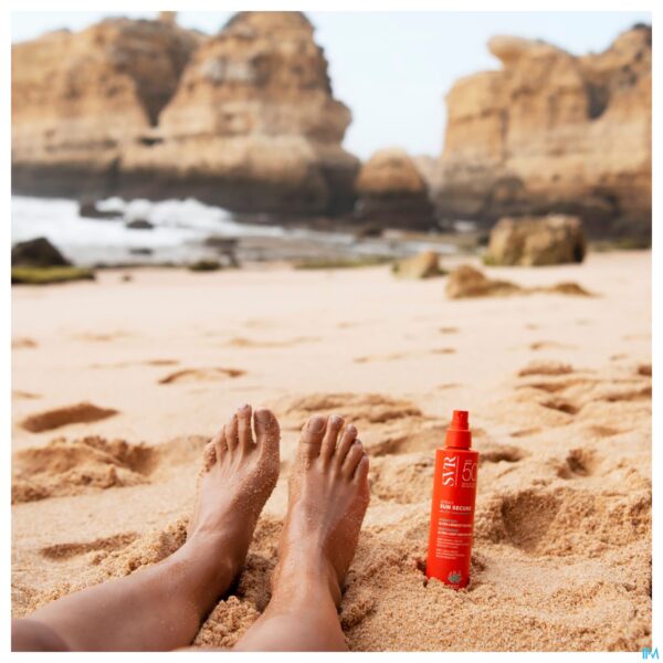 Lifestyle_image Svr Sun Secure Spray Biodegradable Spf50+ 200ml