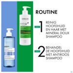 Lifestyle_image Vichy Dercos Sh A/roos Ds Droog Haar 200ml