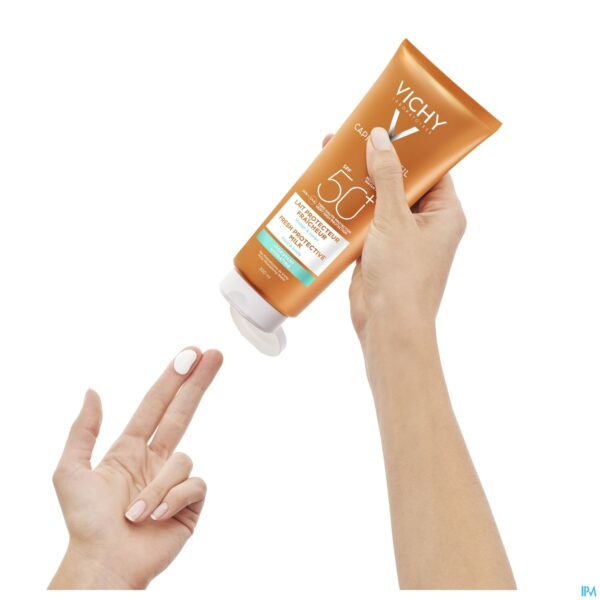 Lifestyle_image Vichy Cap Sol Ip50+ Melk Lichaam 300ml