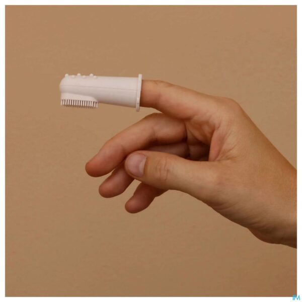 Lifestyle_image Difrax Tandenborstel Vingertop Silicone Ass