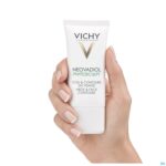 Lifestyle_image Vichy Neovadiol Phytosculpt Nek Contouren 50ml