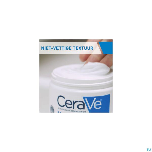Lifestyle_image Cerave Balsem Hydraterend Pot+pomp 454g