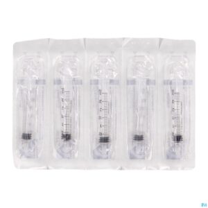 Packshot Terumo Spuit 3ml Luer-tip Z/naald St 10