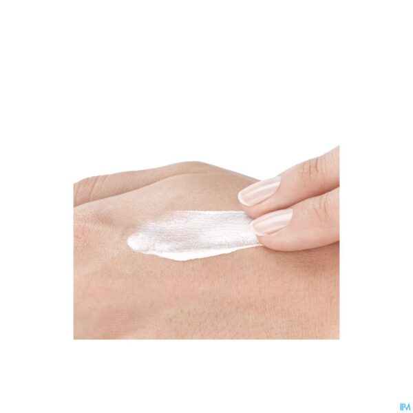 Lifestyle_image Vichy Cap Sol Ip50+ Melk Lichaam 300ml