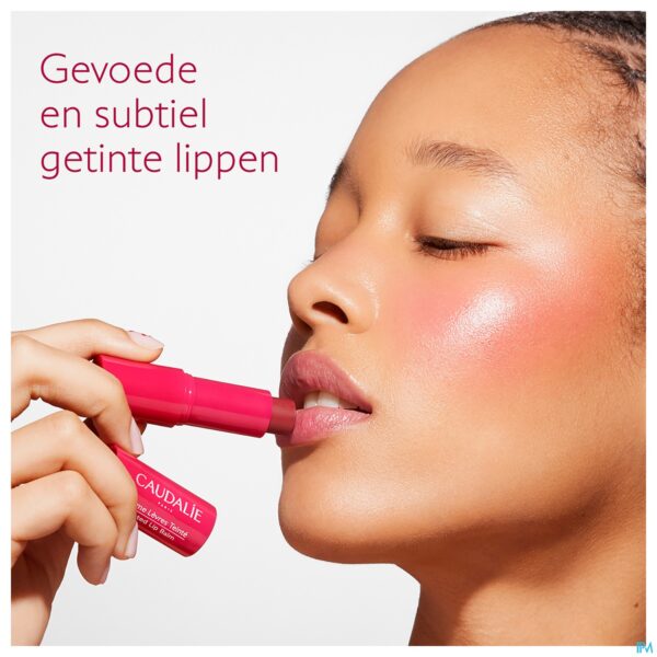 Lifestyle_image Caudalie Kerst Set Schoonheidselixir 2026 2 Prod.